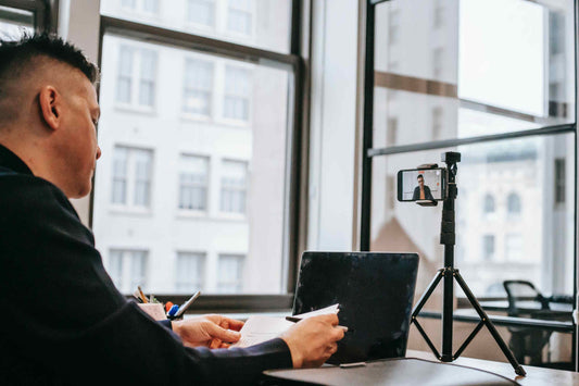 Elevate Your Side Hustle: Top 5 Steps to Transitioning to a Successful Business
